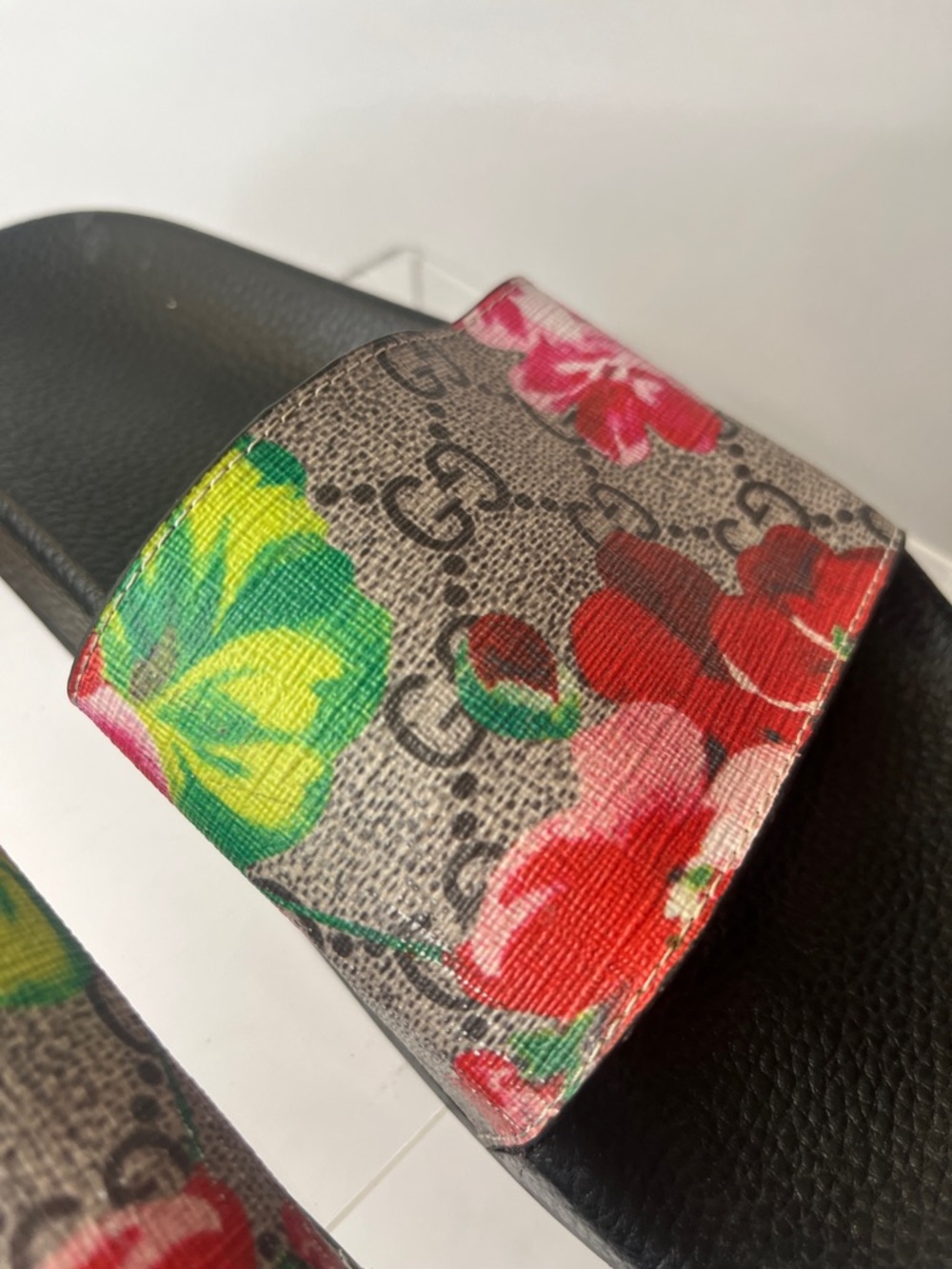 Gucci Floral Slide Sandals - Black with Multicolor Floral Strap - Picture 3 of 7